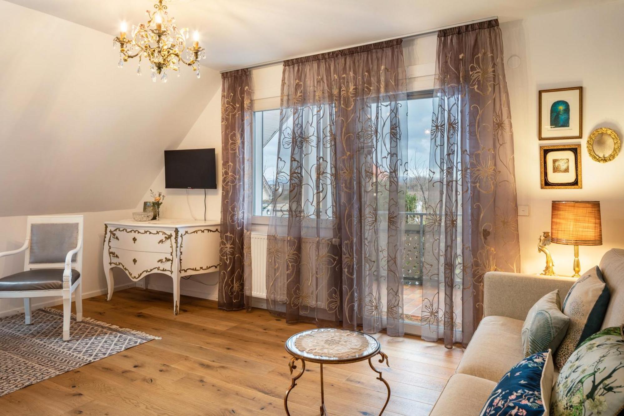 Gaestehaus - Im Gaertle 2 Niederrotweil Exteriör bild